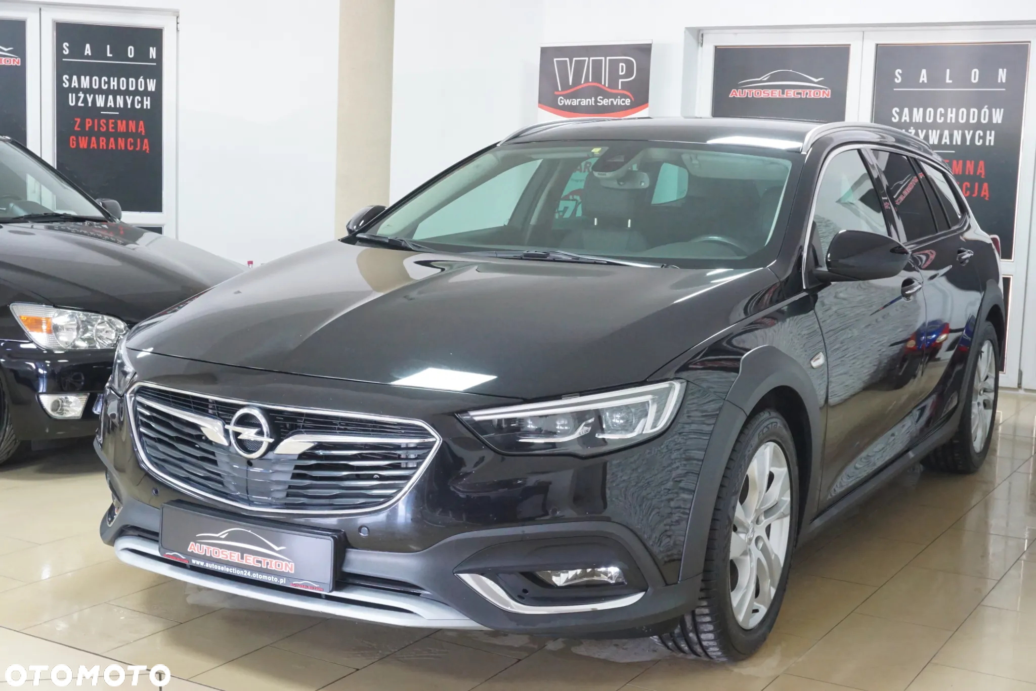 Opel Insignia Country Tourer 2.0 BiTrb D 4x4 Automatik Exclusive - 3