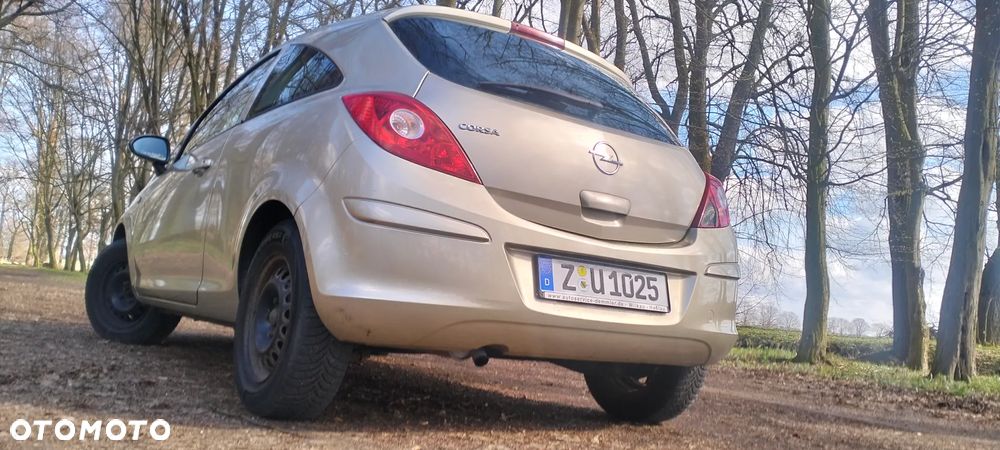 Opel Corsa 1.2 16V Enjoy - 31