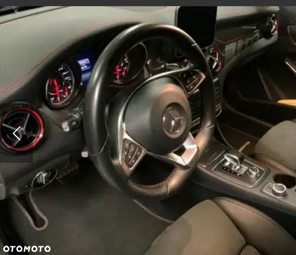 Mercedes-Benz GLA AMG 45 4Matic AMG Speedshift 7G-DCT - 18