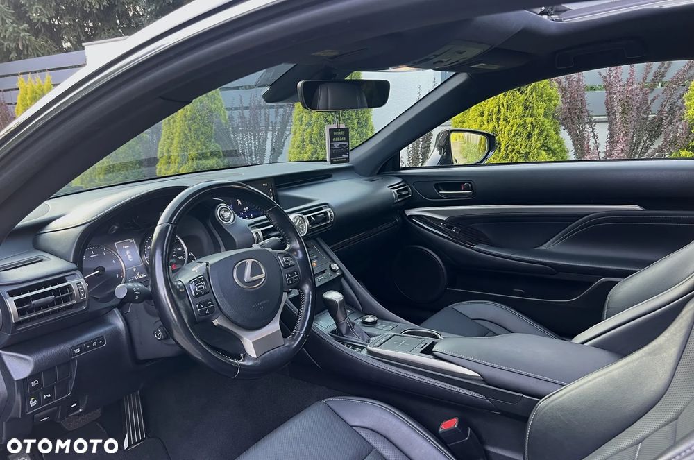 Lexus RC 200t / 300 Prestige - 11