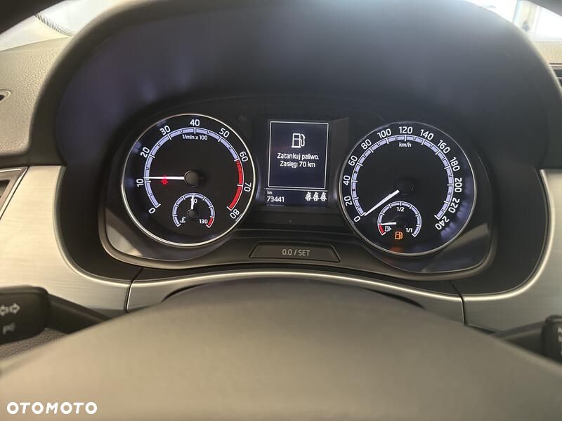 Skoda Fabia 1.0 Ambition - 14