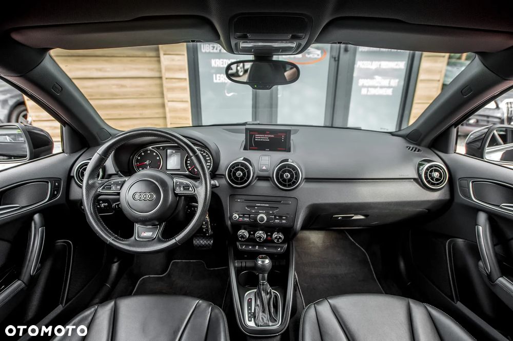 Audi A1 Sportback 1.4 TFSI S tronic S line edition m S line Sportpaket - 23