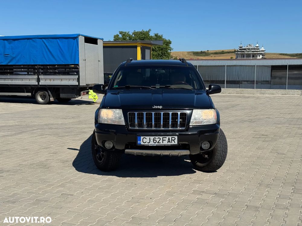 Jeep Grand Cherokee - 8