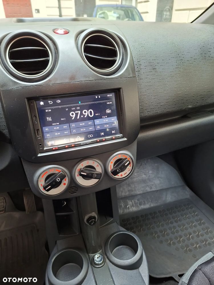 Mitsubishi Colt 1.3 Inform - 16