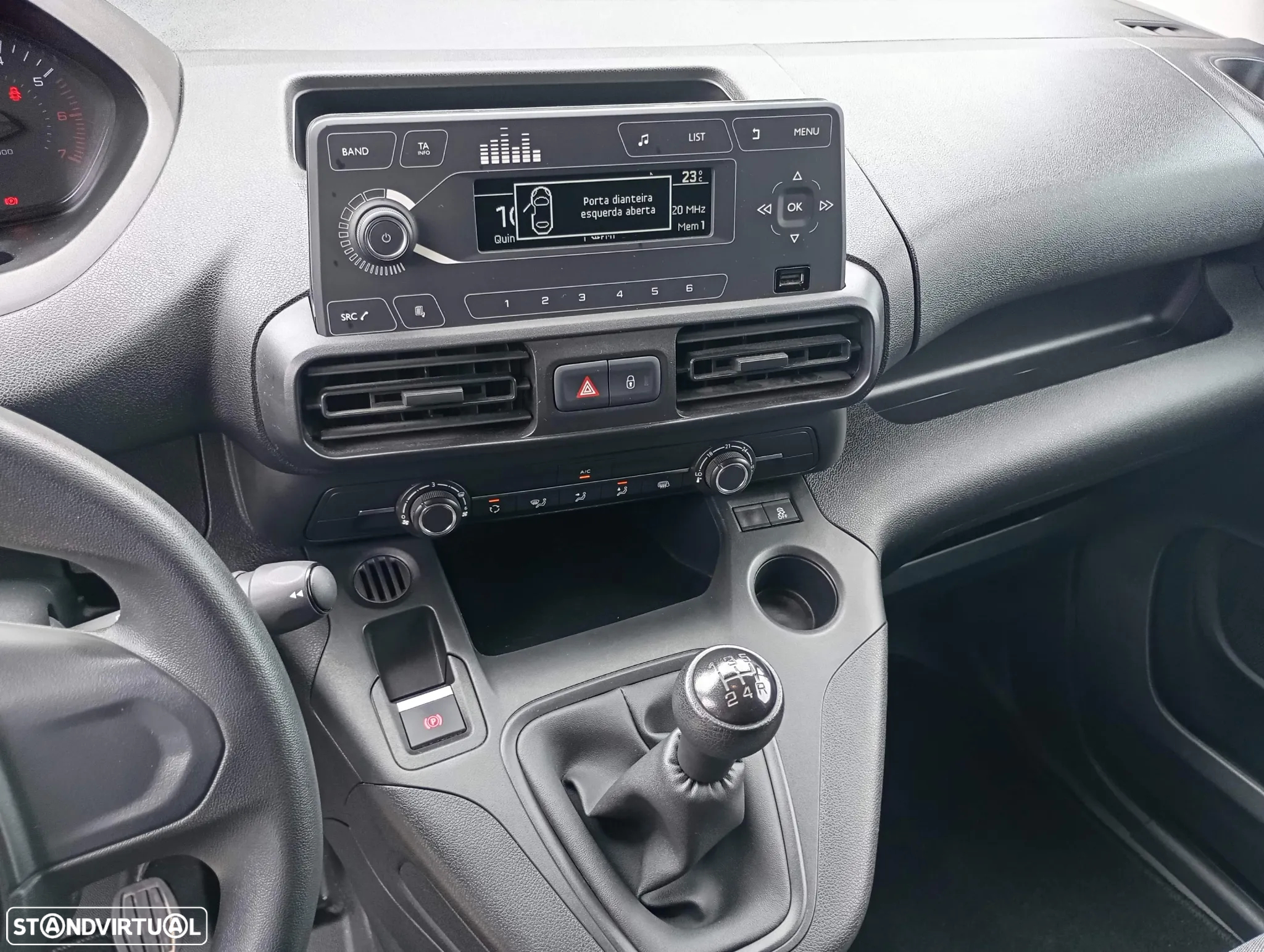 Peugeot Partner Pro Standard - 8