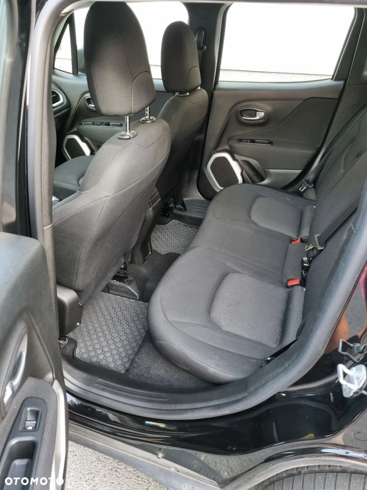 Jeep Renegade 1.6 E-TorQ Sport FWD - 6