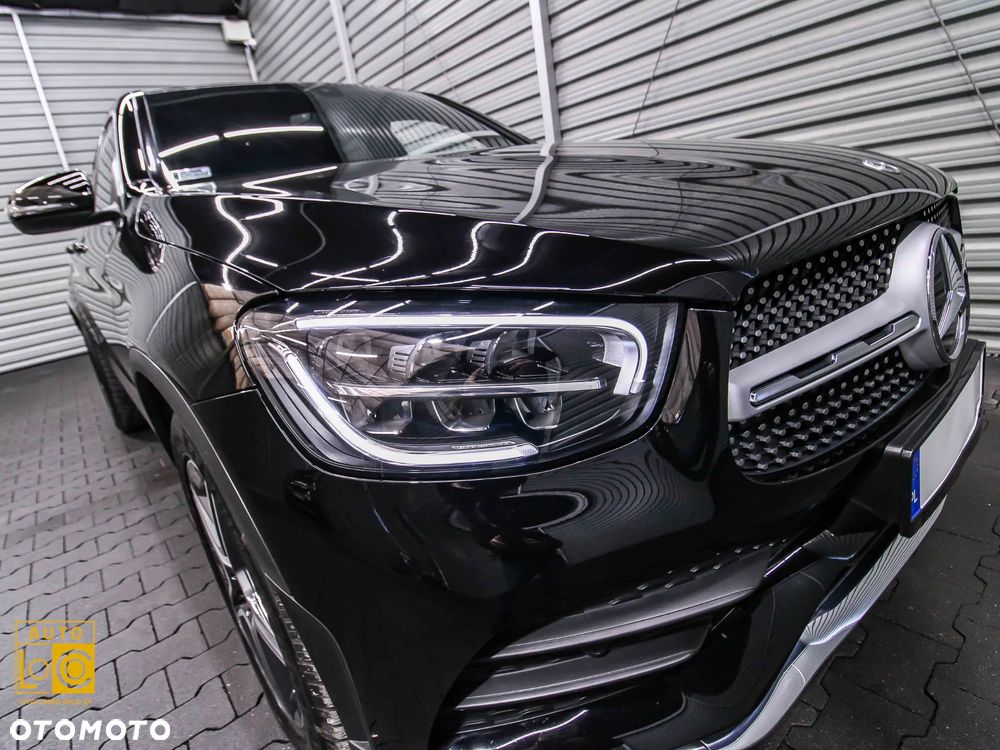 Mercedes-Benz GLC 200 d 4Matic 9G-TRONIC AMG Line - 36
