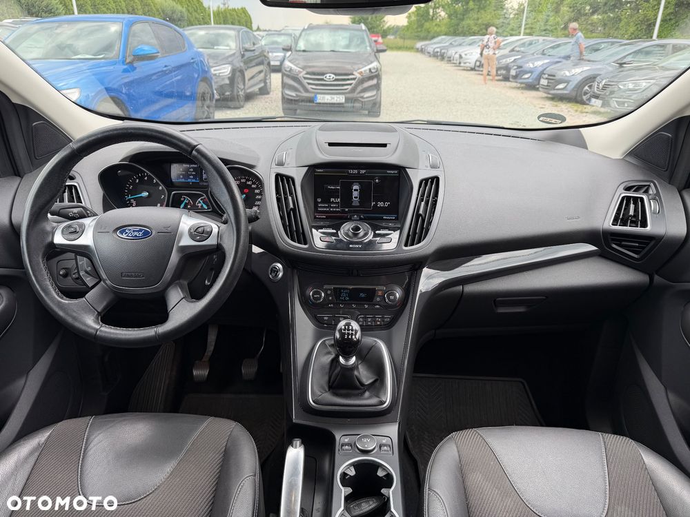 Ford Kuga 1.5 EcoBoost 2x4 Individual - 24