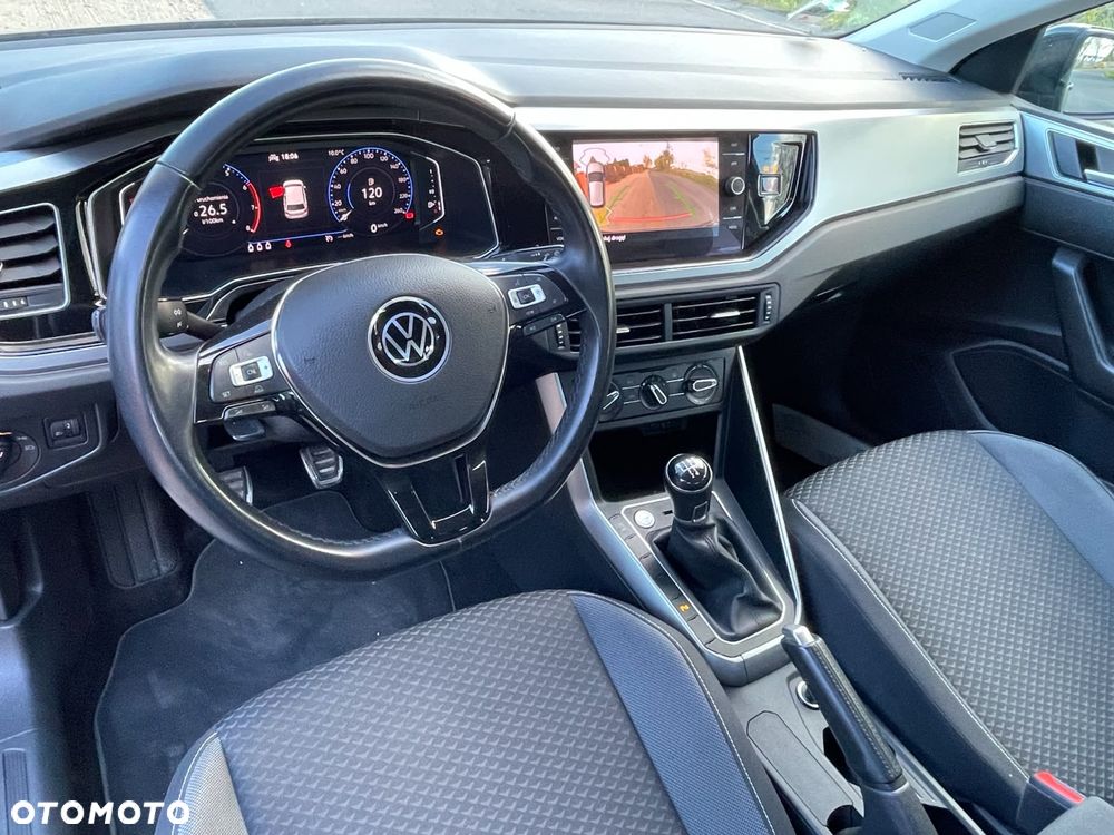 Volkswagen Polo - 11