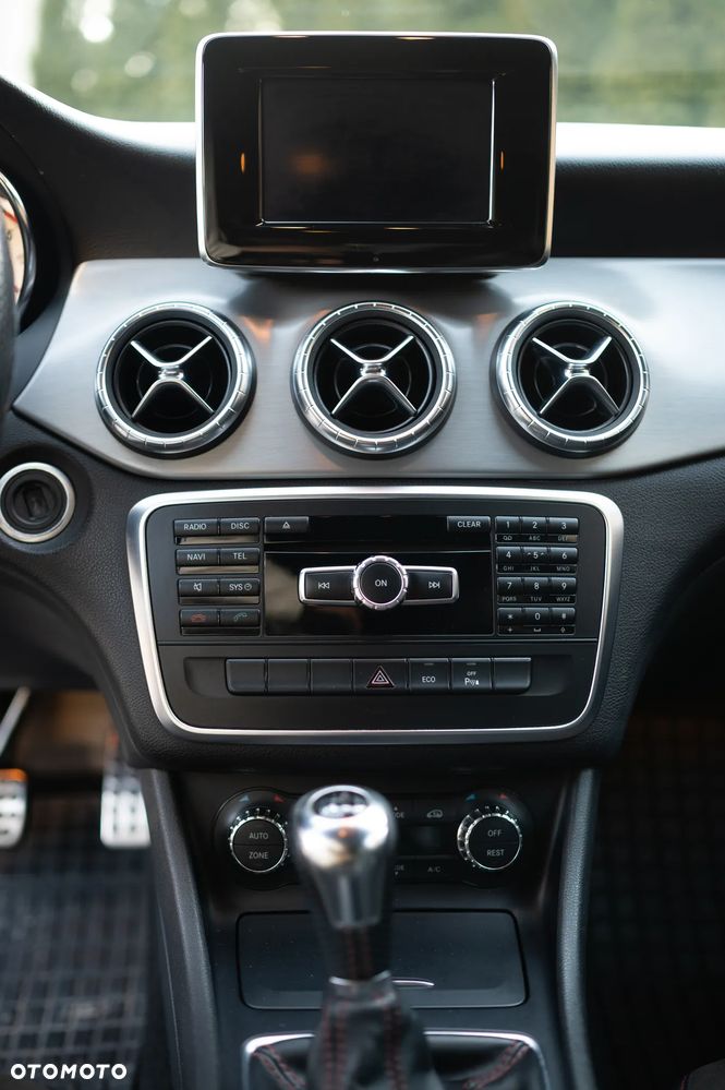 Mercedes-Benz CLA 200 CDI Edition 1 - 12