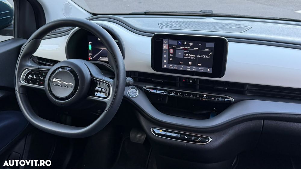 Fiat 500E - 10