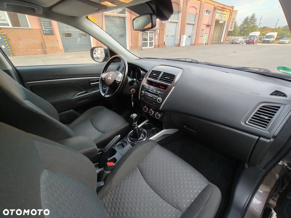 Mitsubishi ASX - 23