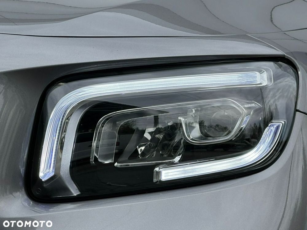 Mercedes-Benz GLB 200 4-Matic AMG Line 8G-DCT - 5
