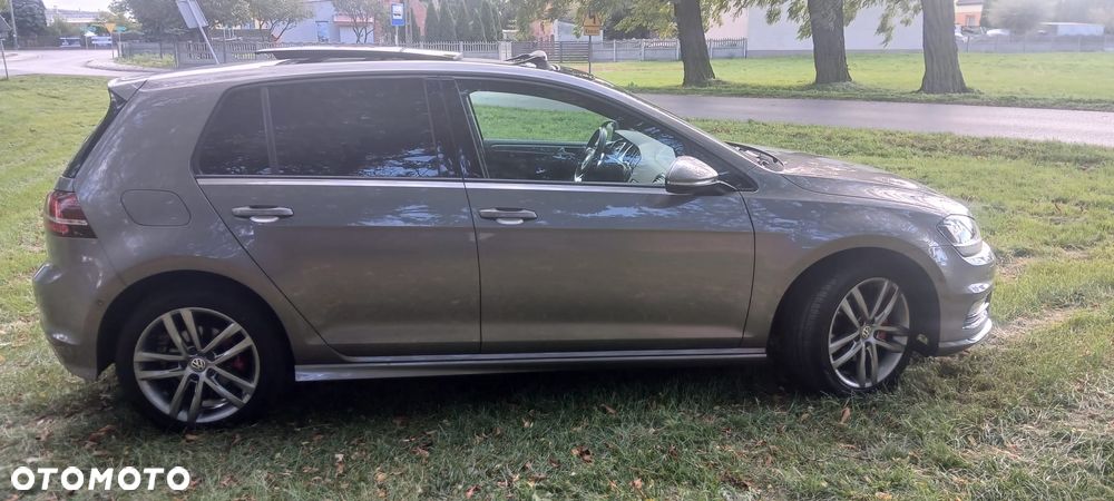 Volkswagen Golf - 10