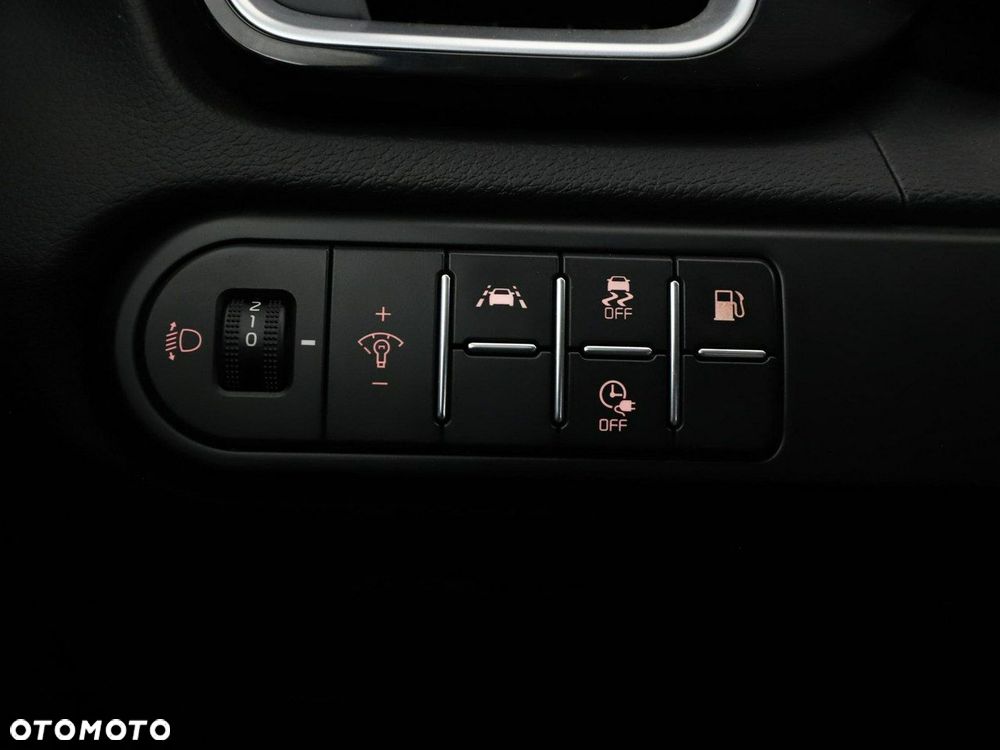 Kia Ceed 1.6 GDI DCT OPF Vision - 36