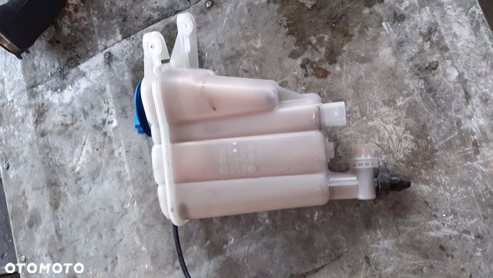 Zbiornik wyrównawczy układ chłodzenia audi a4 b8 - 1