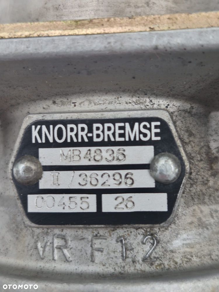 ZAWÓR GŁÓWNY HAMULCA MAN M2000 L2000 - 3