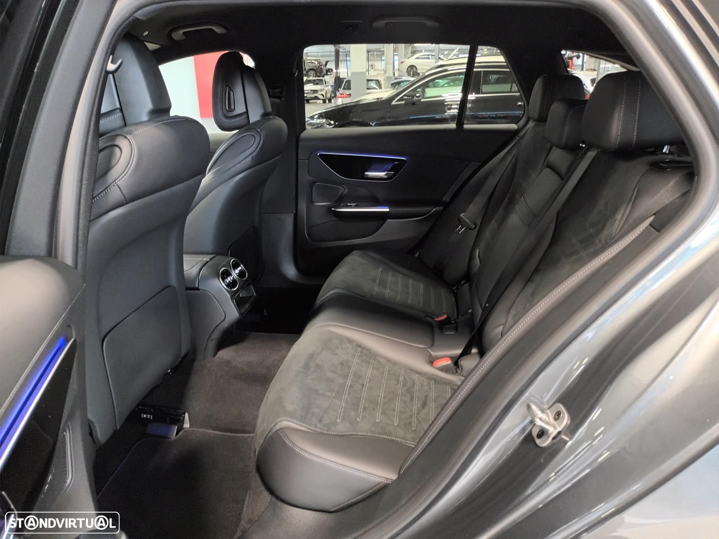 Mercedes-Benz C 300 e AMG Line - 12