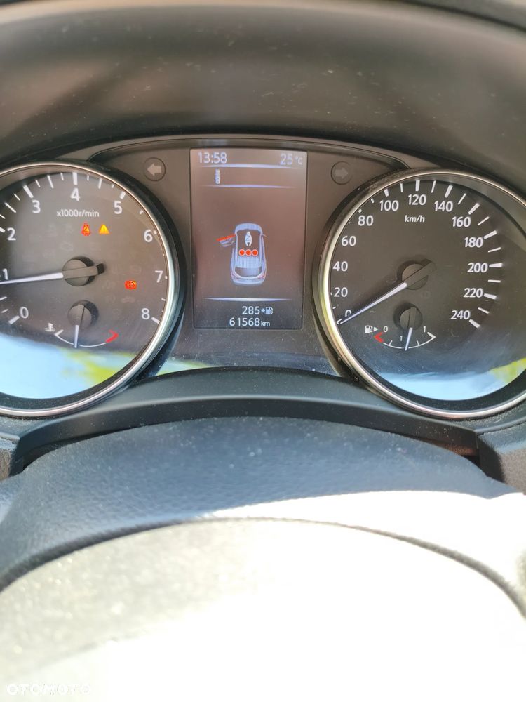 Nissan Qashqai 1.2 DIG-T Acenta EU6 - 8