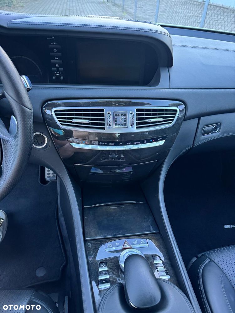 Mercedes-Benz CL 63 AMG 7G-TRONIC - 15
