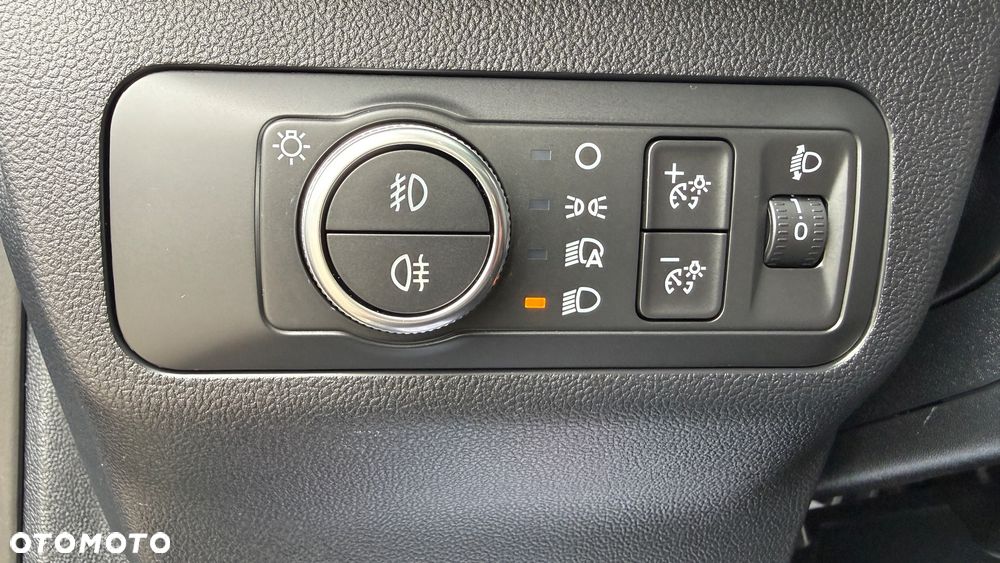 Ford Kuga - 29