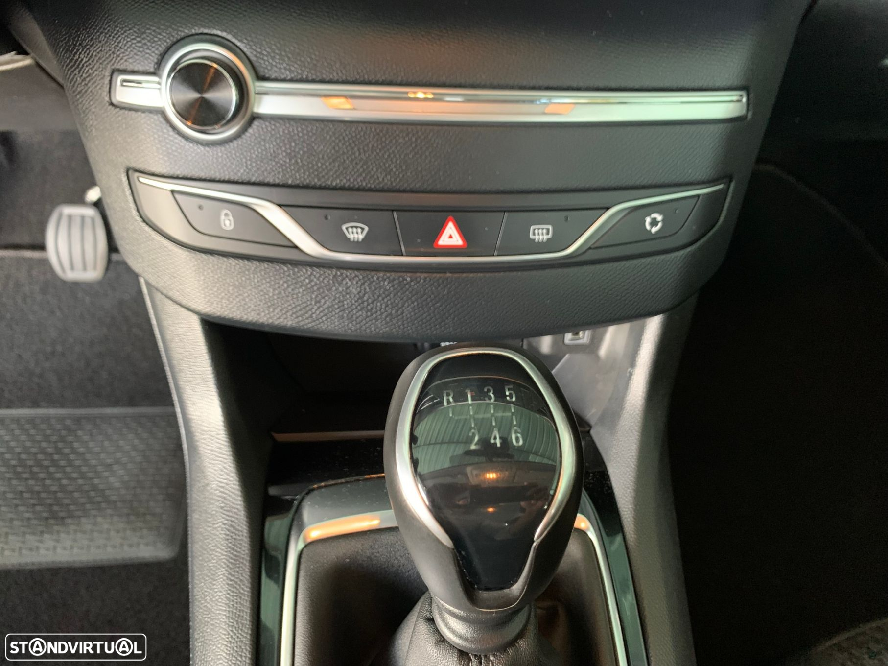 Peugeot 308 SW 1.2 PureTech Style - 16