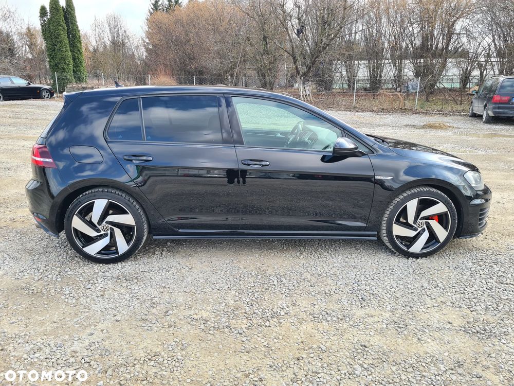 Volkswagen Golf GTD 2.0 TDI SCR DSG - 6