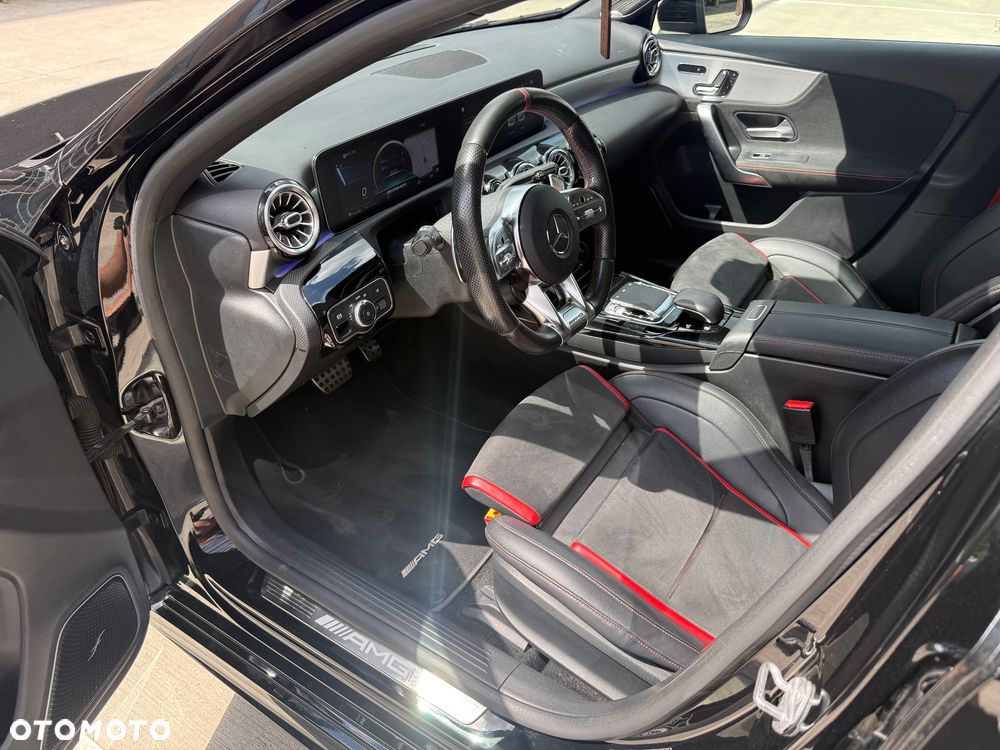 Mercedes-Benz Klasa A AMG 35 4Matic AMG Speedshift DCT 7G - 13