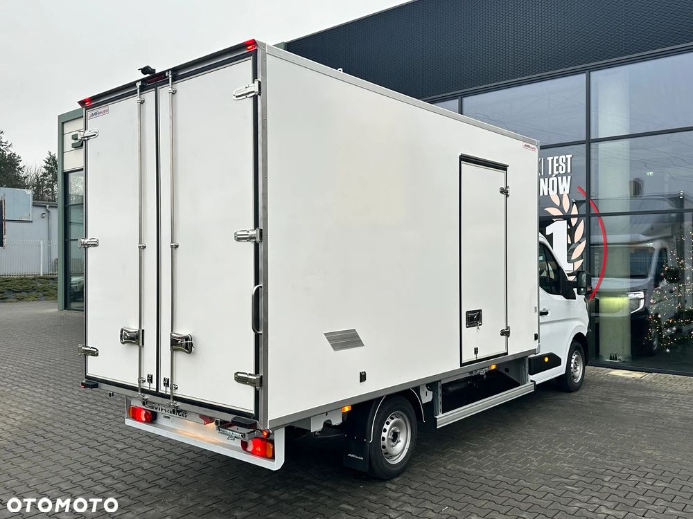 Renault Master 2.0 dCi 170 KM E-VI kontener 8 EP MRauto - 6