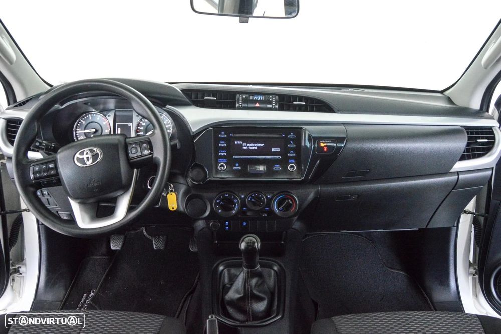 Toyota Hilux 2.4 D-4D 4X2 Cabine Dupla 5L - 7