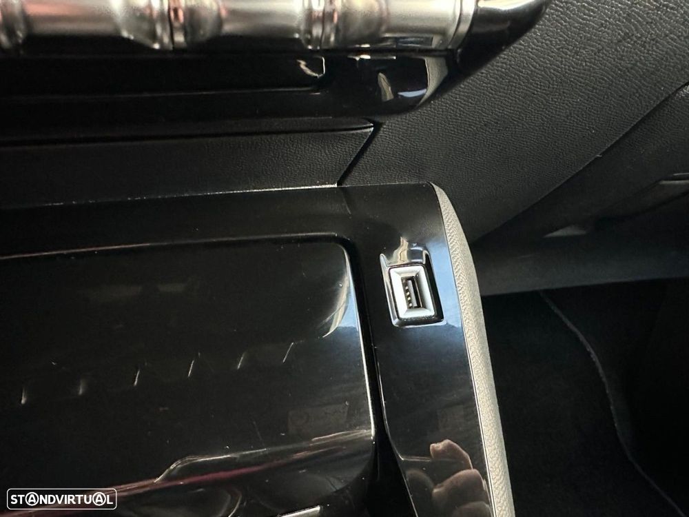 Peugeot 2008 1.5 BlueHDi GT Line - 19