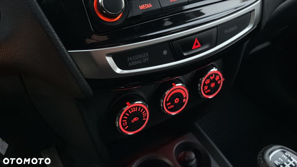 Mitsubishi ASX 1.8 DID Invite 4WD AS&G - 9