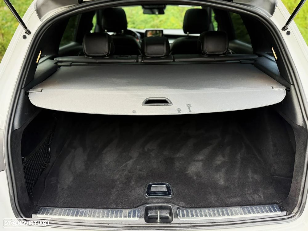 Mercedes-Benz GLC 250 ver-d-coupe-4matic-9g--tronic-amg-line - 29