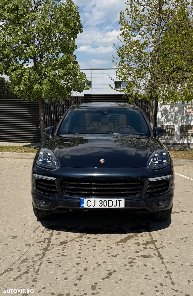 Porsche Cayenne S E-Hybrid Platinum Edition - 24