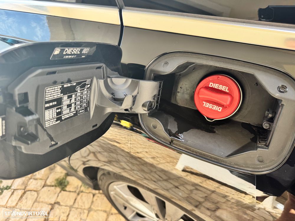Mercedes-Benz CLA 180 d Shooting Brake Urban - 19