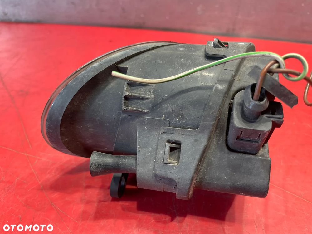 AUDI A6 C6 HALOGEN LEWY - 3