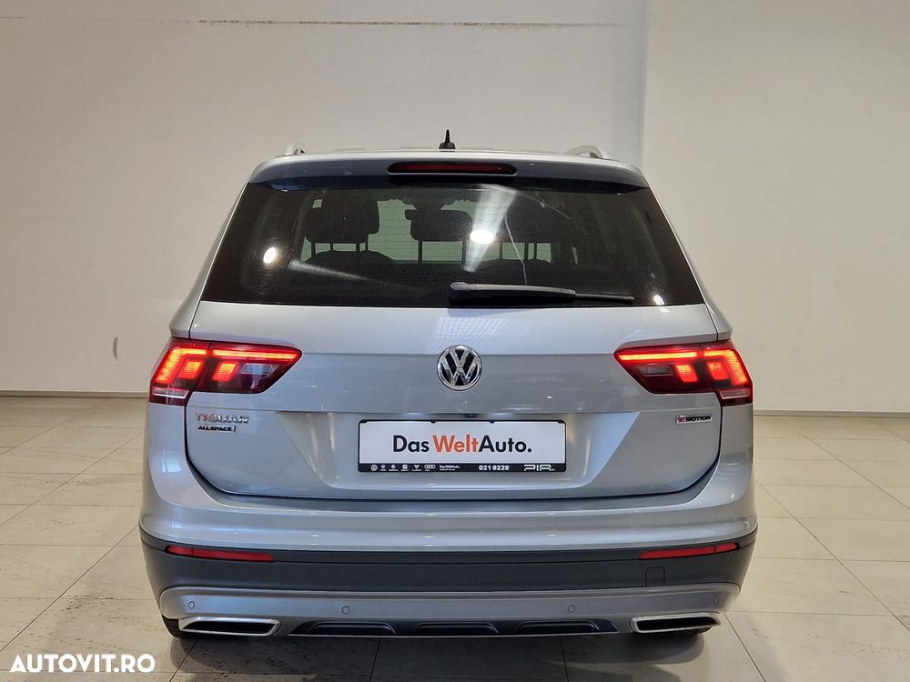 Volkswagen Tiguan - 8