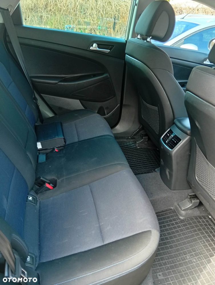 Hyundai Tucson blue 1.7 CRDi 2WD Style - 6