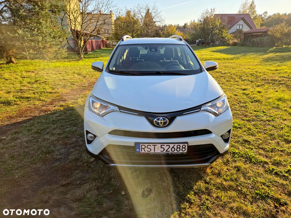 Toyota RAV4 Hybrid Style 4x4 - 2