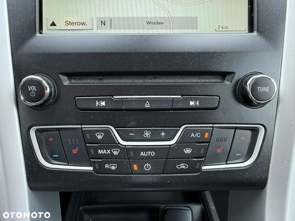 Ford Mondeo 2.0 TDCi Ambiente PowerShift - 20