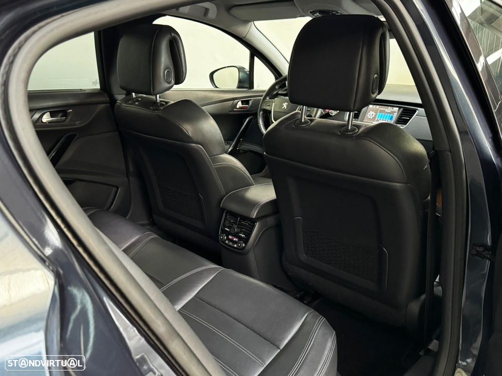 Peugeot 508 2.0 HDi Hybrid4 2-Tronic - 17