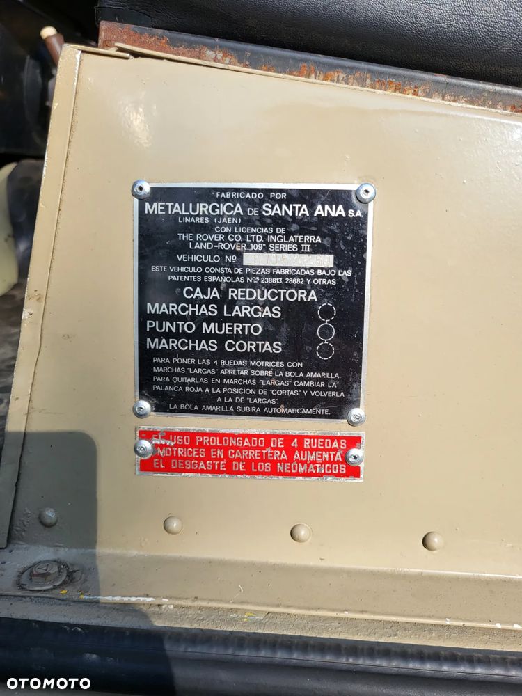 Land Rover Inny - 13