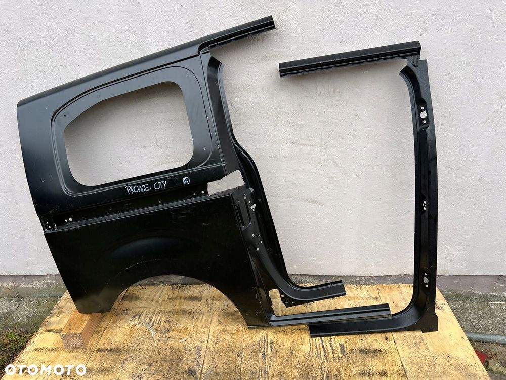 TOYOTA PROACE JUMPY EXPERT BŁOTNIK PRAWY TYLNY - 4