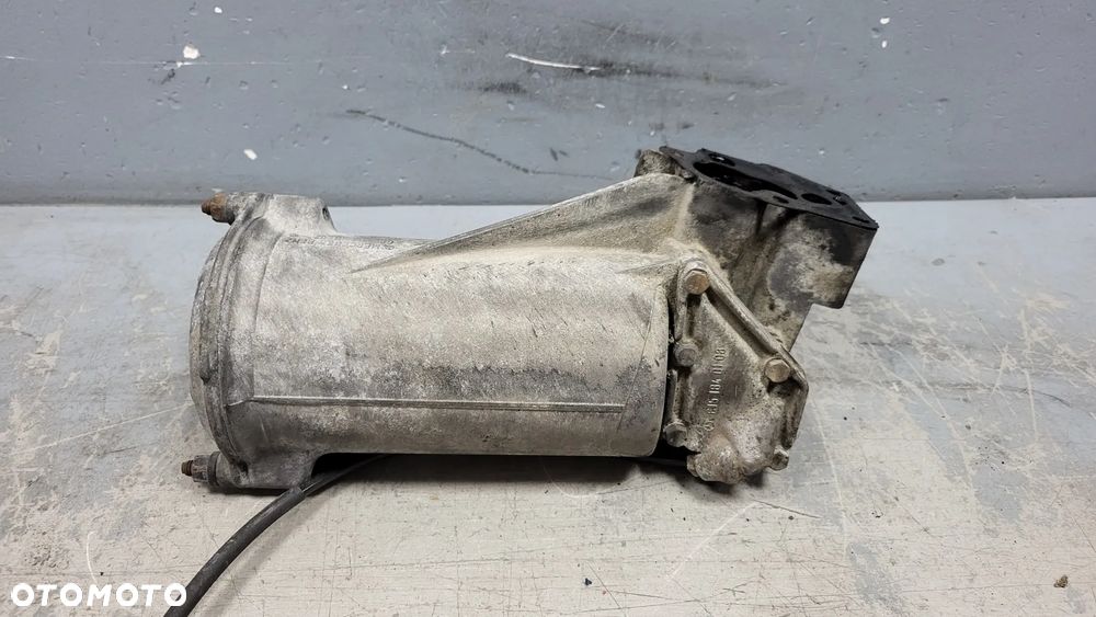 Obudowa Podstawa Filtra Oleju Mercedes W123 2.0D 6151840102