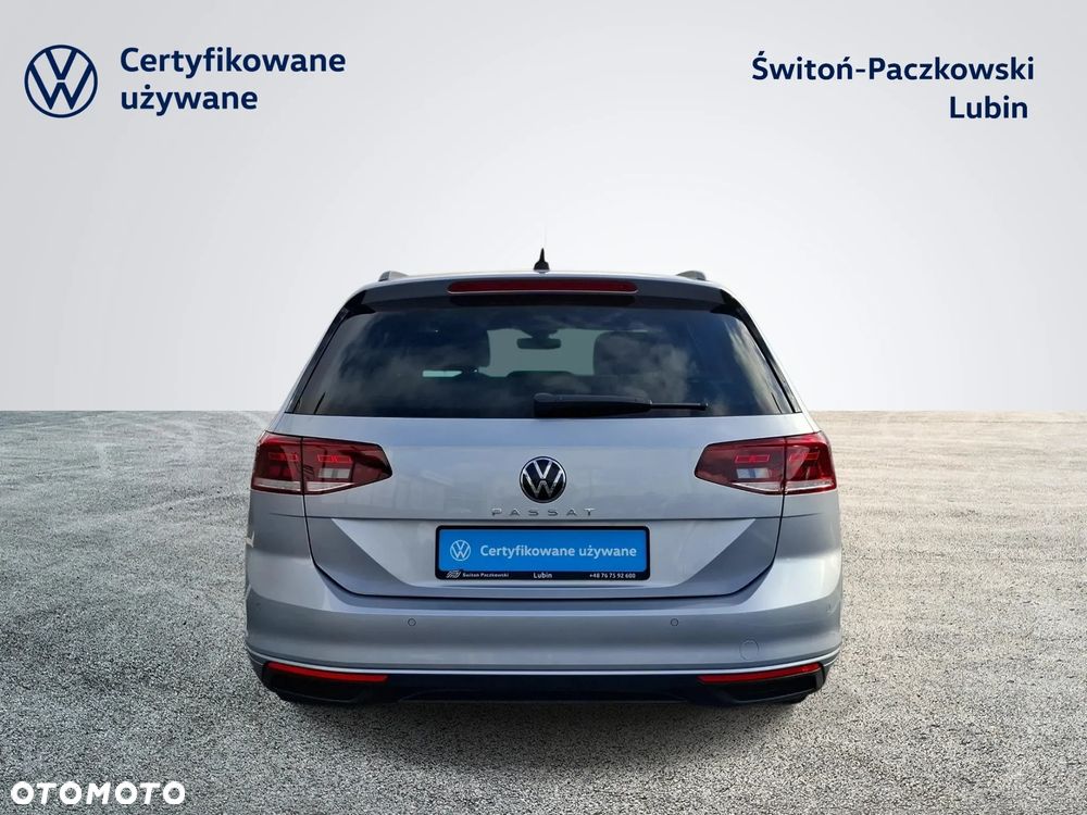 Volkswagen Passat Variant 2.0 TDI SCR DSG Business - 4