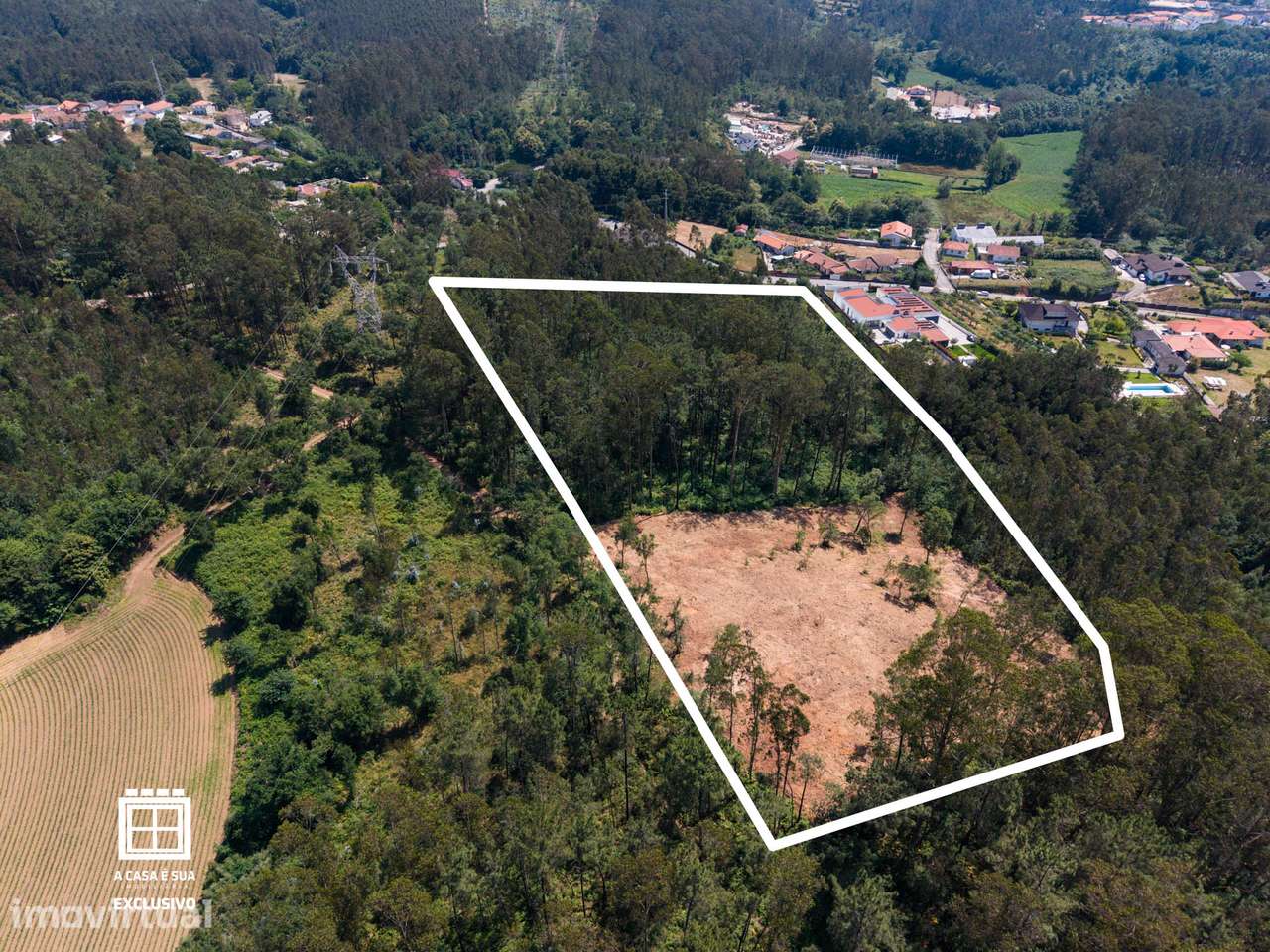 Terreno urbanizável com 4.030 m2 em Arrifana, S. M. Feira - Exclusivo - Grande imagem: 4/18