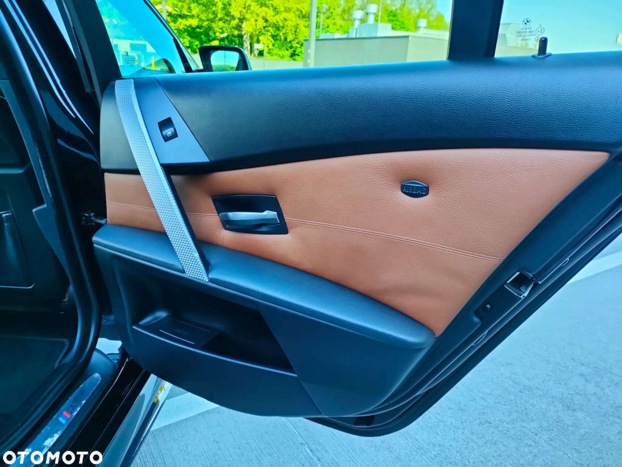 BMW Seria 5 530i Touring - 27
