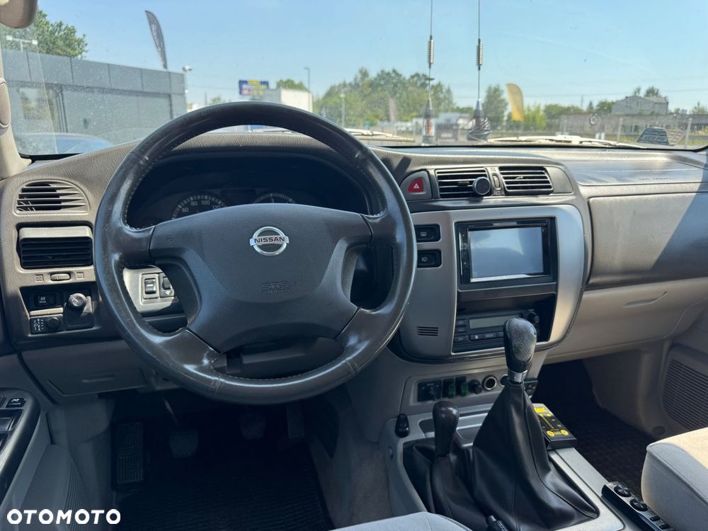 Nissan Patrol - 12
