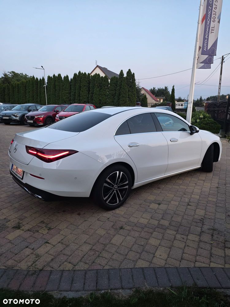 Mercedes-Benz CLA 180 d Progressive 8G-DCT - 9