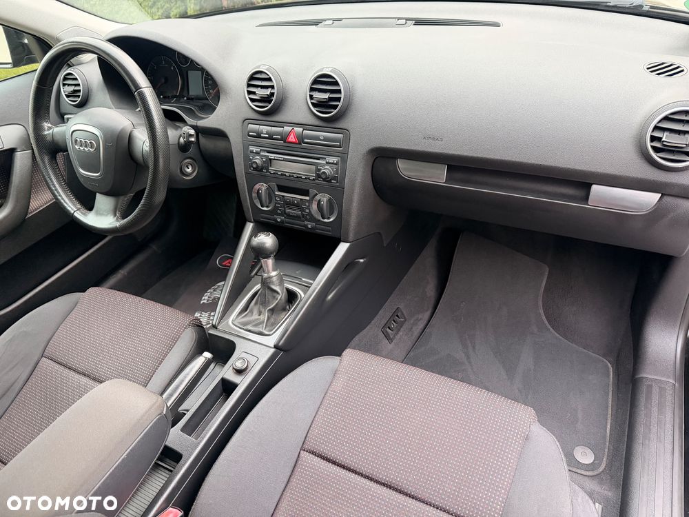 Audi A3 Sportback 1.9 TDI Ambition - 23